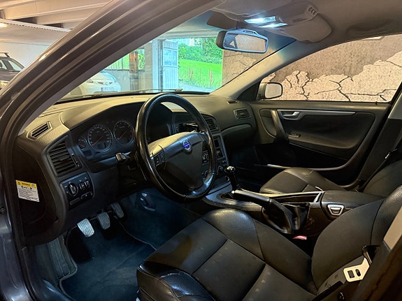 Volvo S60 7 of 14
