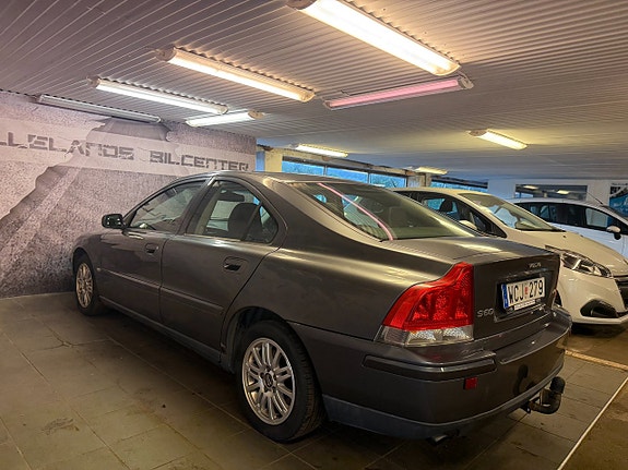 Volvo S60 4 of 14