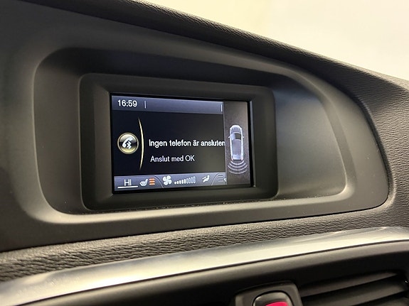Volvo V40 16 of 20