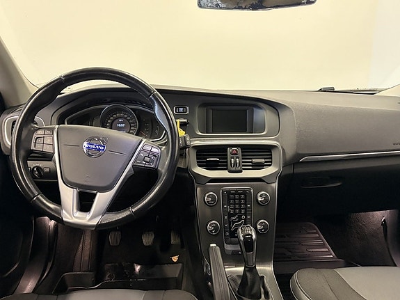 Volvo V40 11 of 20