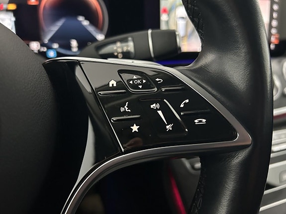 Mercedes-Benz E 220 d 17 of 19