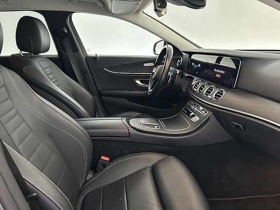 Mercedes-Benz E 220 d 13 of 19