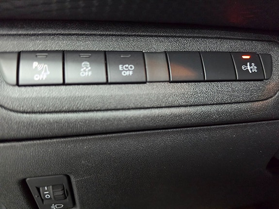 Peugeot 2008 14 of 18