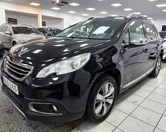 Peugeot 2008 2 of 18