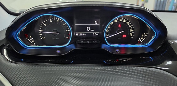 Peugeot 2008 11 of 18