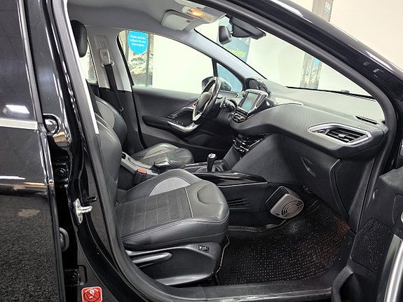 Peugeot 2008 6 of 18