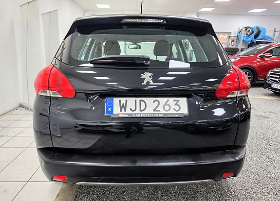 Peugeot 2008 16 of 18