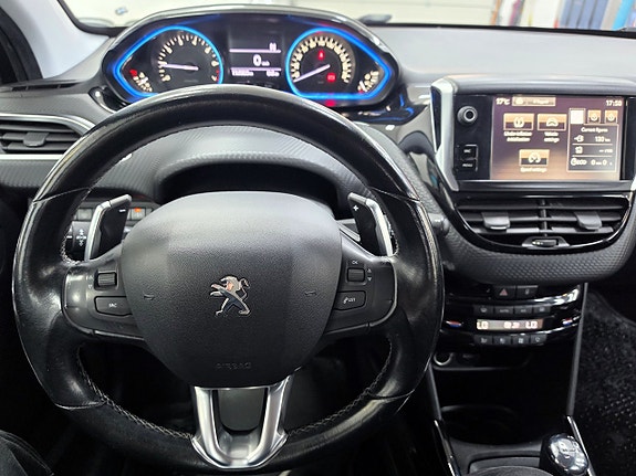 Peugeot 2008 10 of 18