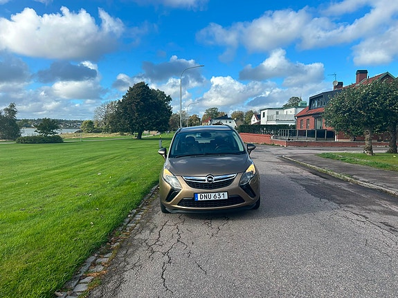 Opel Zafira Tourer 9 of 12