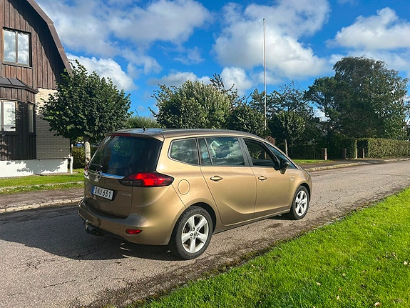 Opel Zafira Tourer 6 of 12