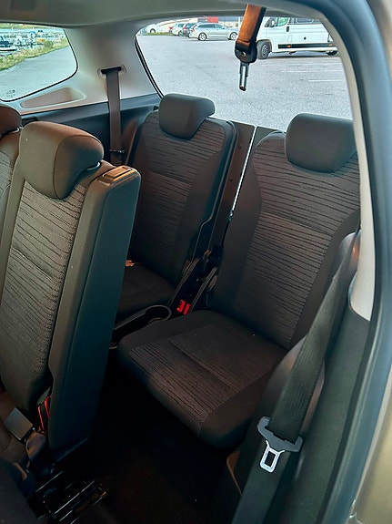 Opel Zafira Tourer 11 of 12
