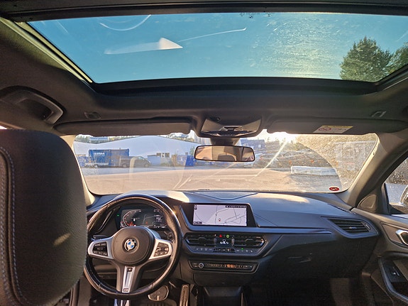 BMW 118i 3 of 3