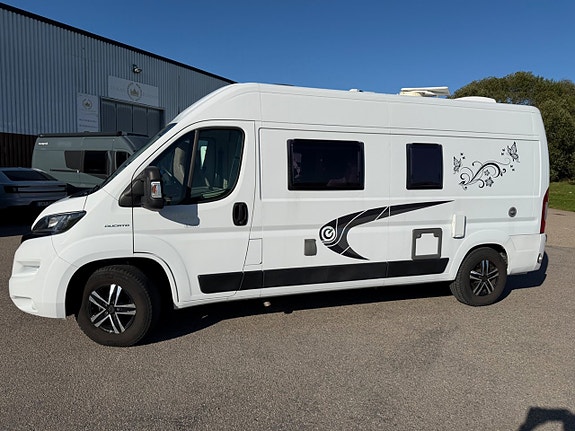 Chausson *5.99m*Dieselvärmare*Solceller*Euro6*Inverter*2x TV 23 of 26