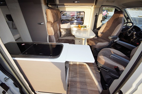 Chausson *5.99m*Dieselvärmare*Solceller*Euro6*Inverter*2x TV 6 of 26
