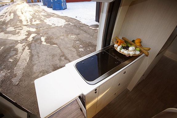 Chausson *5.99m*Dieselvärmare*Solceller*Euro6*Inverter*2x TV 7 of 26