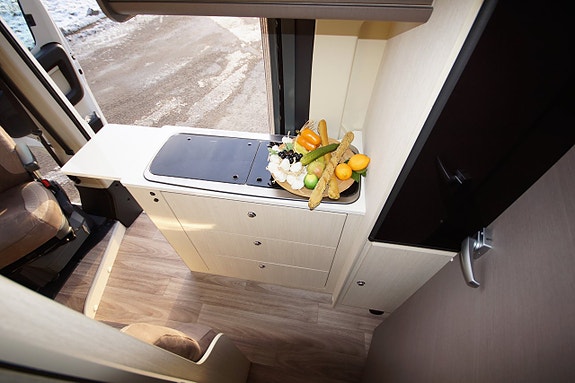 Chausson *5.99m*Dieselvärmare*Solceller*Euro6*Inverter*2x TV 8 of 26