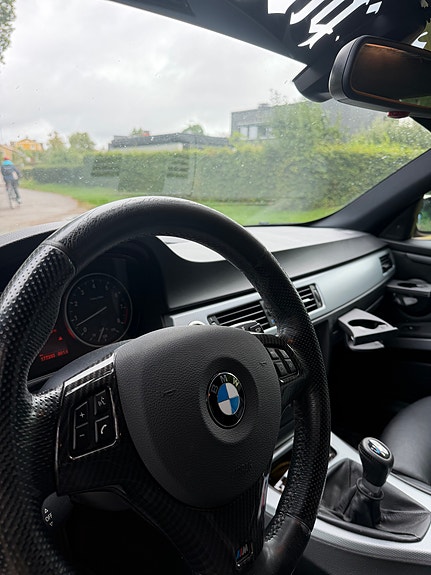 BMW 335i 7 of 8