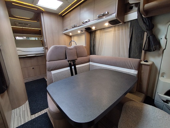 Carthago Malibu 440 QB Queesbed solceller AC Taksäng 3500 kg 11 of 30