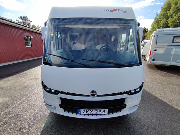Carthago Malibu 440 QB Queesbed solceller AC Taksäng 3500 kg 3 of 30