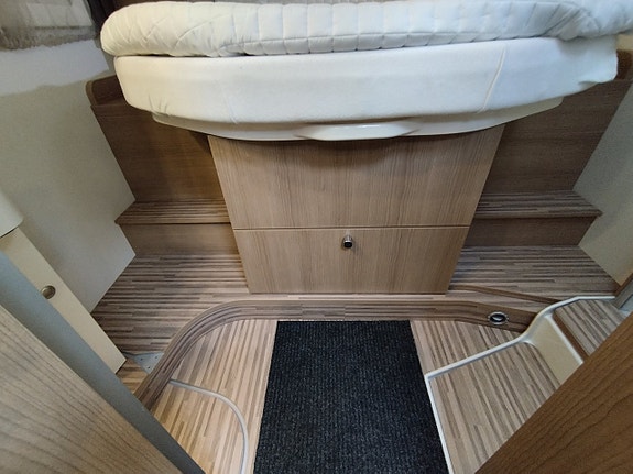 Carthago Malibu 440 QB Queesbed solceller AC Taksäng 3500 kg 27 of 30