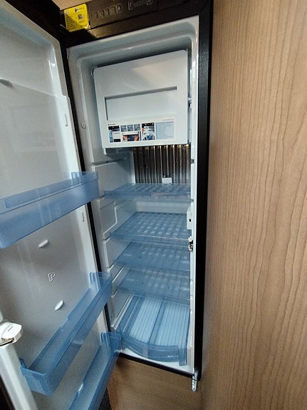 Carthago Malibu 440 QB Queesbed solceller AC Taksäng 3500 kg 23 of 30