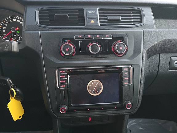 Volkswagen Caddy Maxi 15 of 18