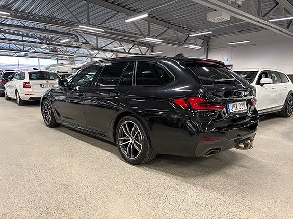BMW 520d 3 of 11