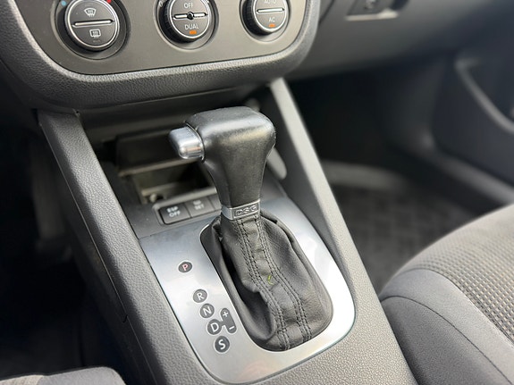 Volkswagen Golf V 16 of 16