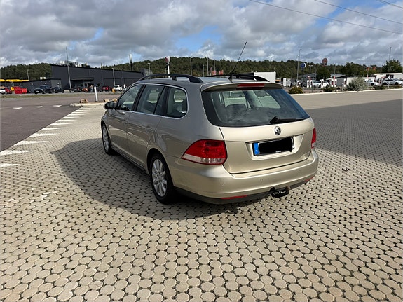 Volkswagen Golf V 8 of 16