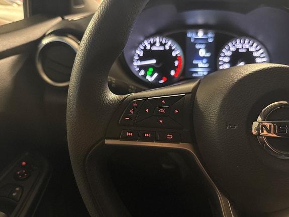 Nissan Micra 15 of 20