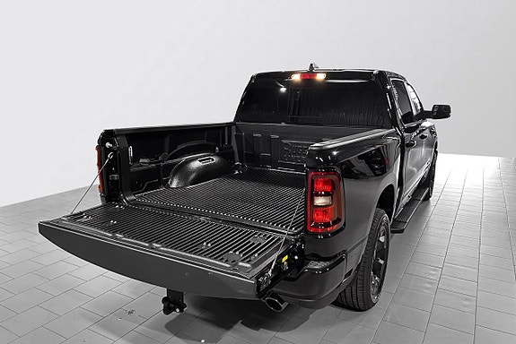 Dodge RAM 1500 7 of 30