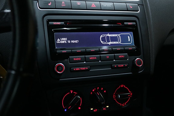 Volkswagen Polo 12 of 13