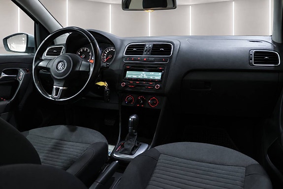 Volkswagen Polo 8 of 13