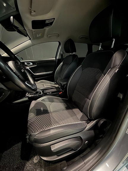 Kia Ceed 12 of 18