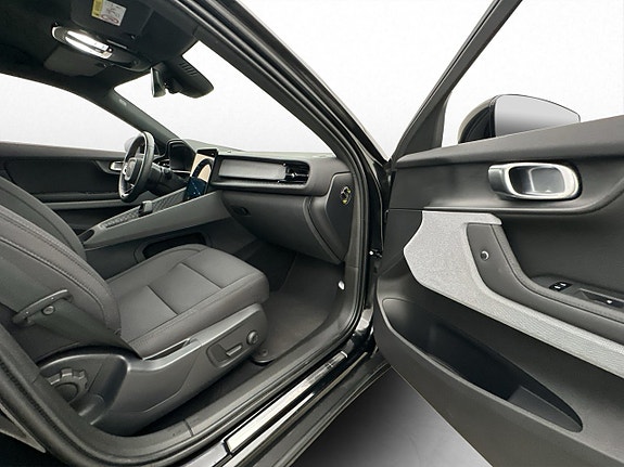 Polestar 2 27 of 30