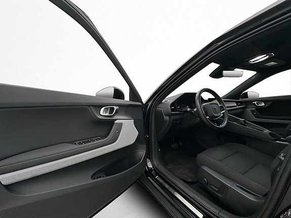 Polestar 2 11 of 30
