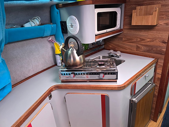 Projekt Celebrity 268 Sport Cruiser 9 of 13