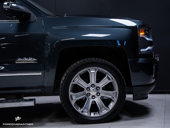 Chevrolet Silverado 1500 11 of 30