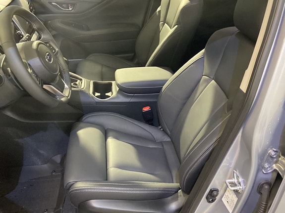 Subaru Outback 12 of 19