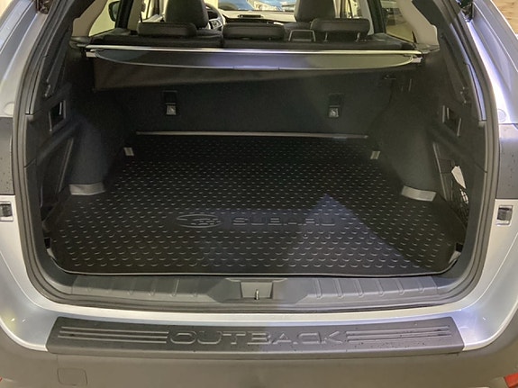 Subaru Outback 7 of 19