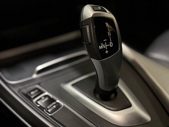 BMW 120i 14 of 18