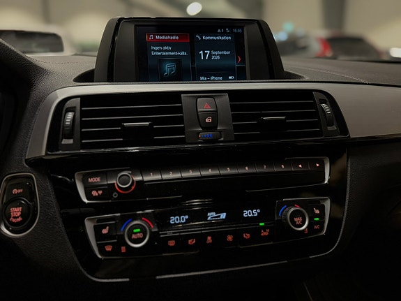 BMW 120i 17 of 18