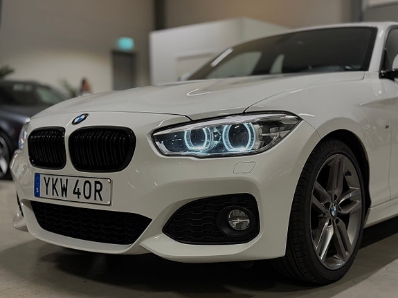 BMW 120i 6 of 18