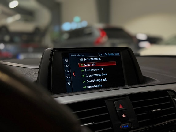 BMW 120i 18 of 18