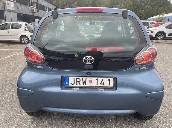 Toyota Aygo 8 of 8