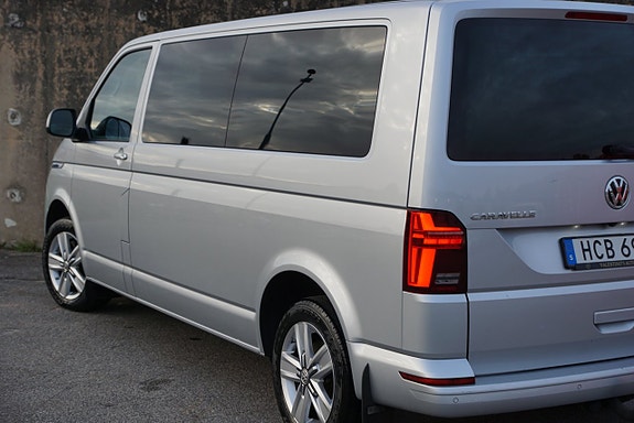 Volkswagen Caravelle 7 of 30