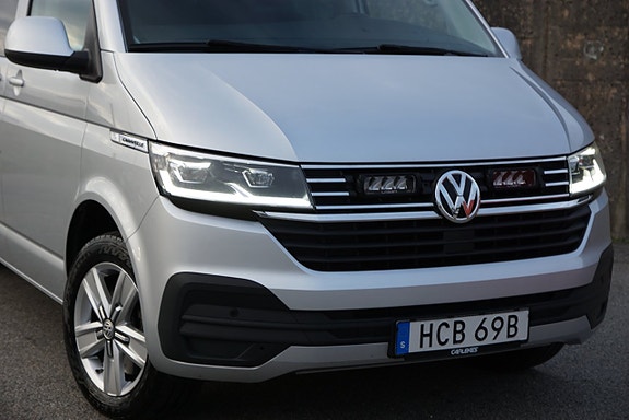 Volkswagen Caravelle 3 of 30