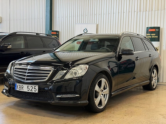 Mercedes-Benz E200 4 of 19
