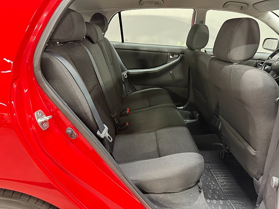 Toyota Corolla 12 of 17