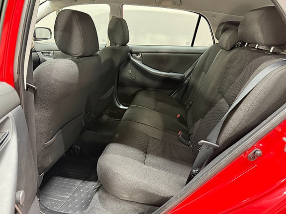 Toyota Corolla 11 of 17